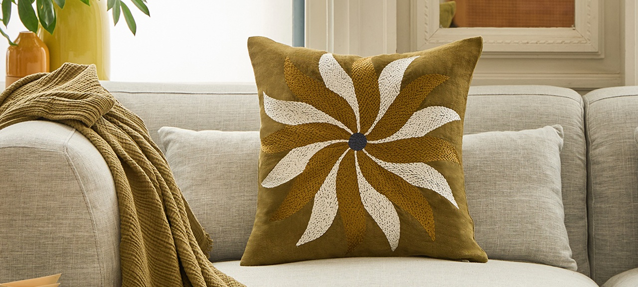 Coussin chic : le guide pour identifier, choisir et marier les styles