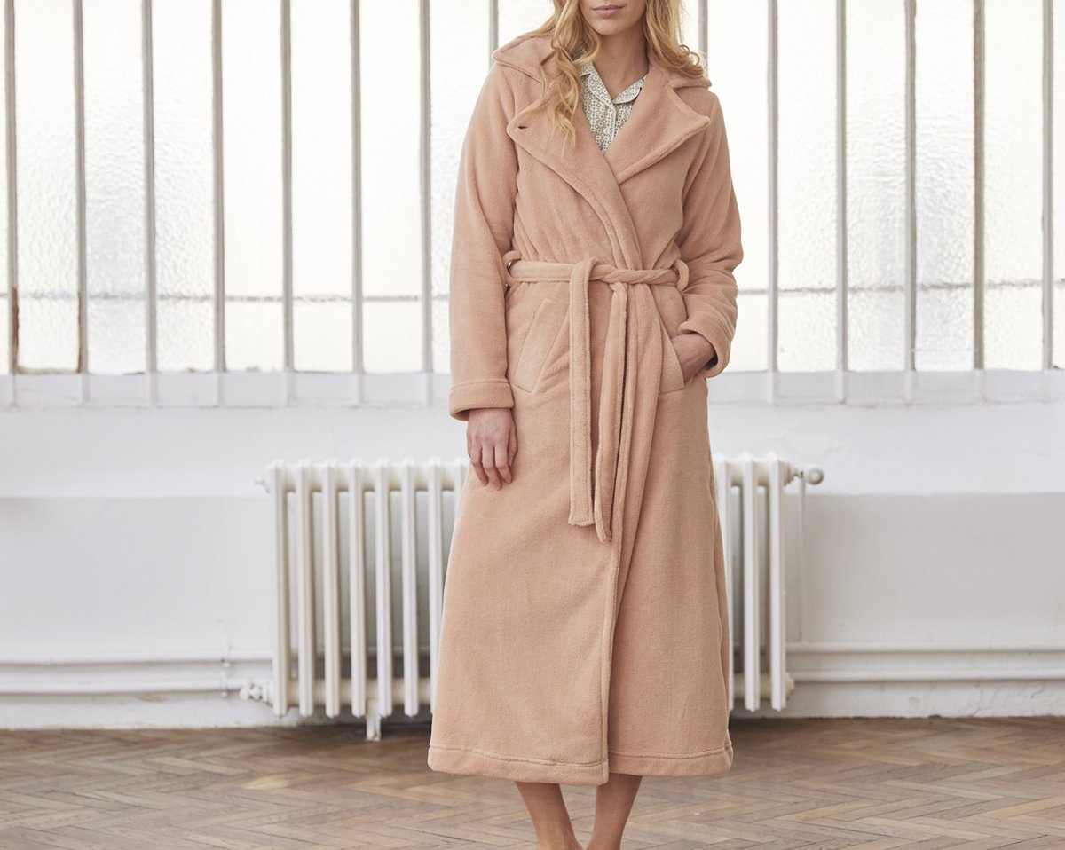 PEIGNOIR Must · Nude
