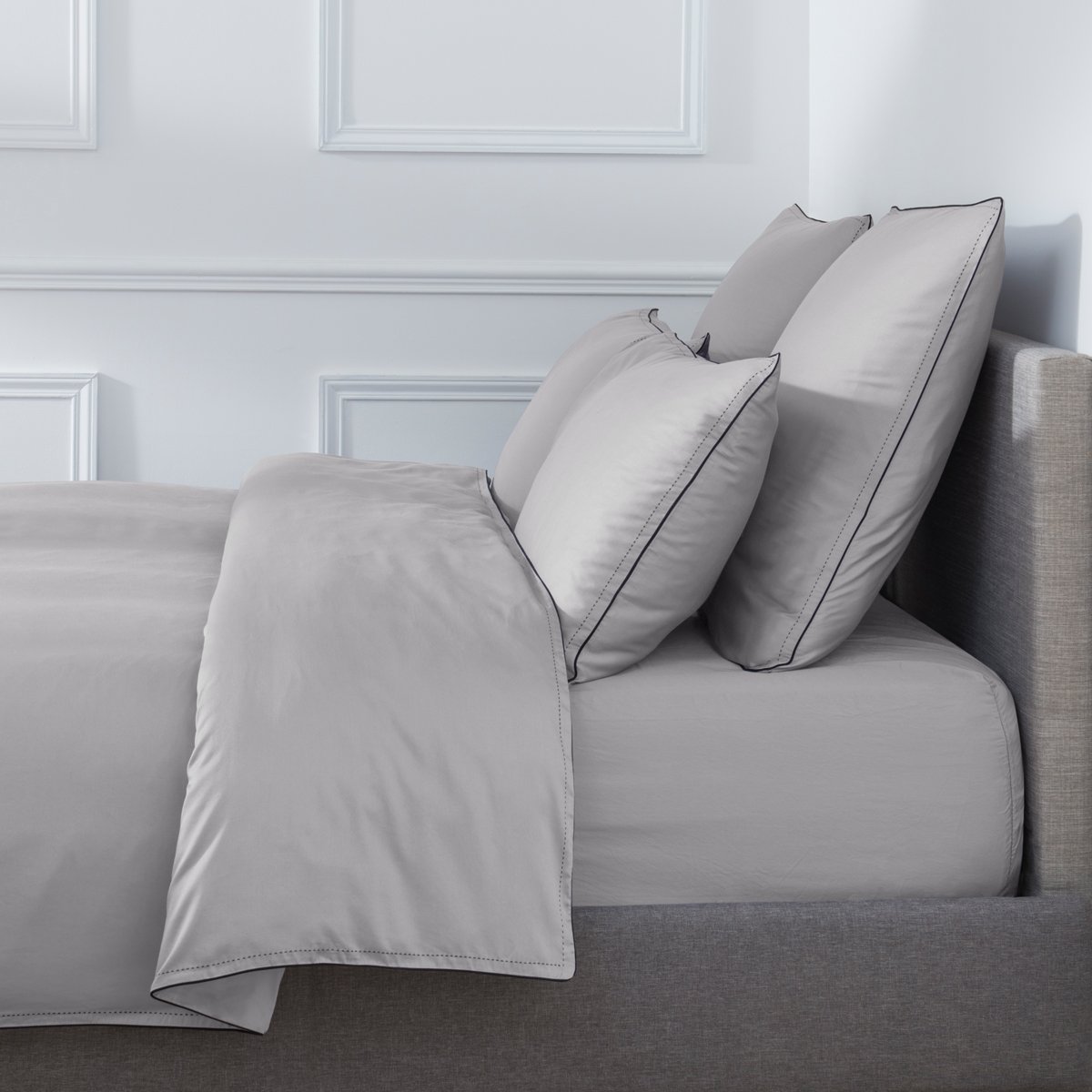 HOUSSE DE COUETTE Pure White Satin Lavé · Stone · Finition Black