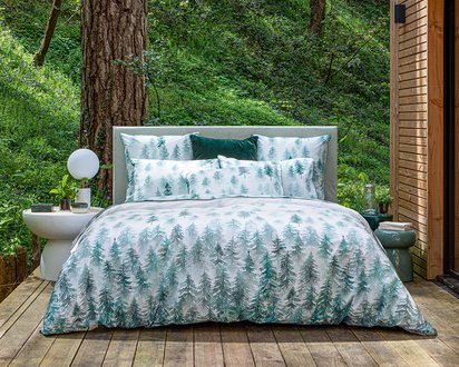 Linge de lit avec feuilles de gingko sur fond clair ⋆ Lehner Versand