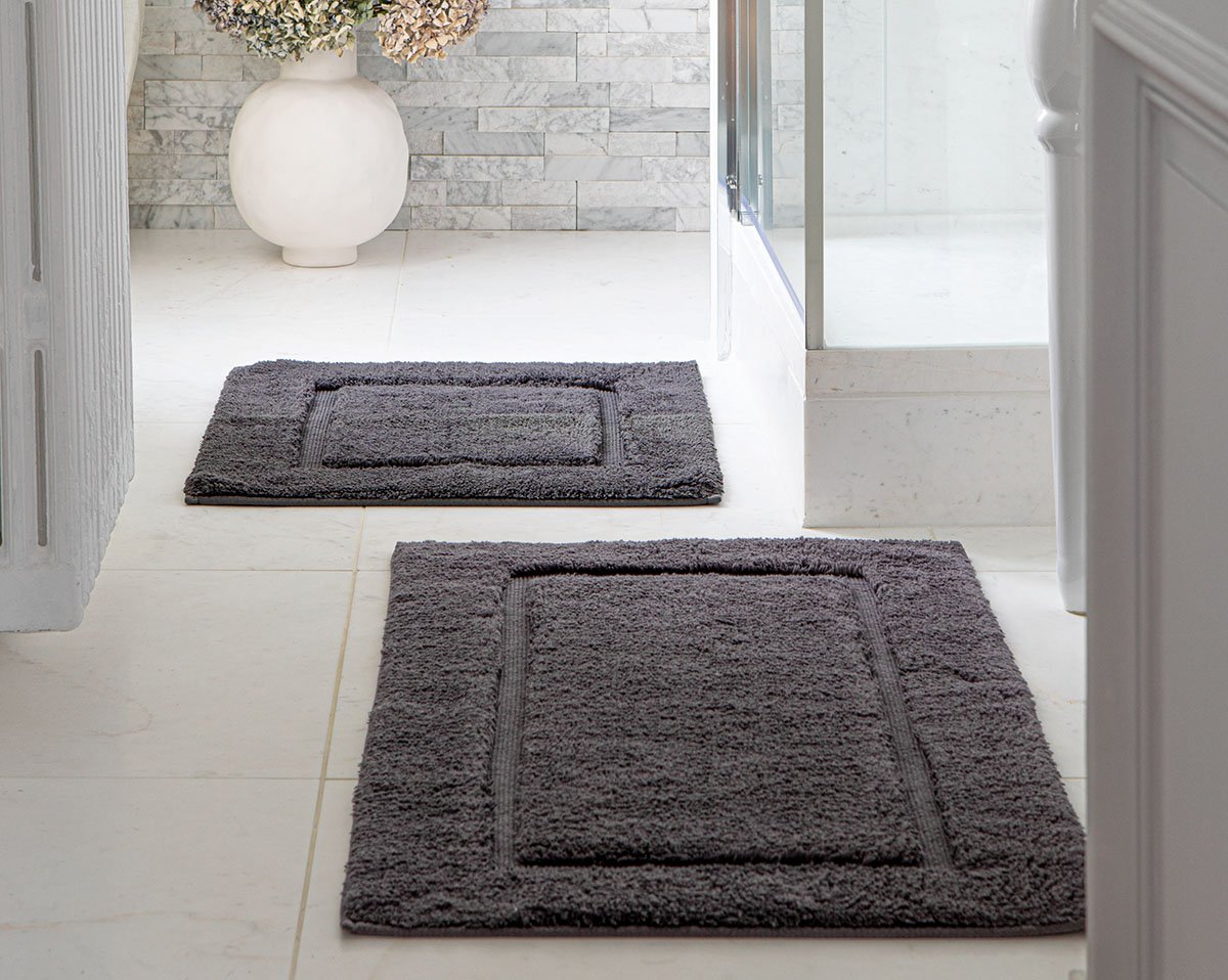 anne de solène TAPIS DE BAIN Origine · Poivre