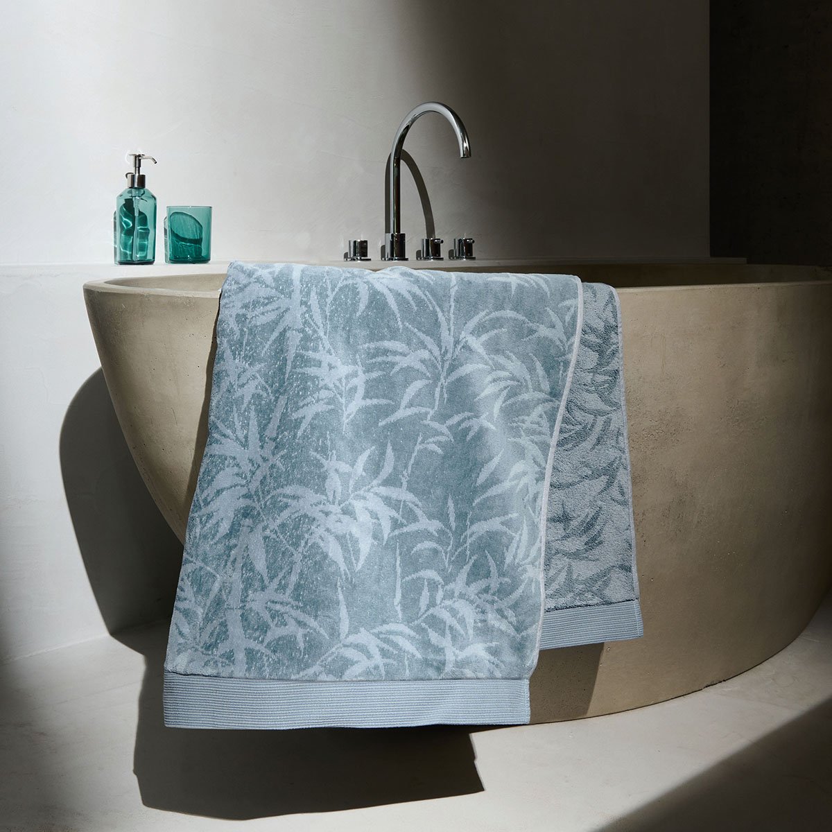 DRAP DE BAIN Contemplation