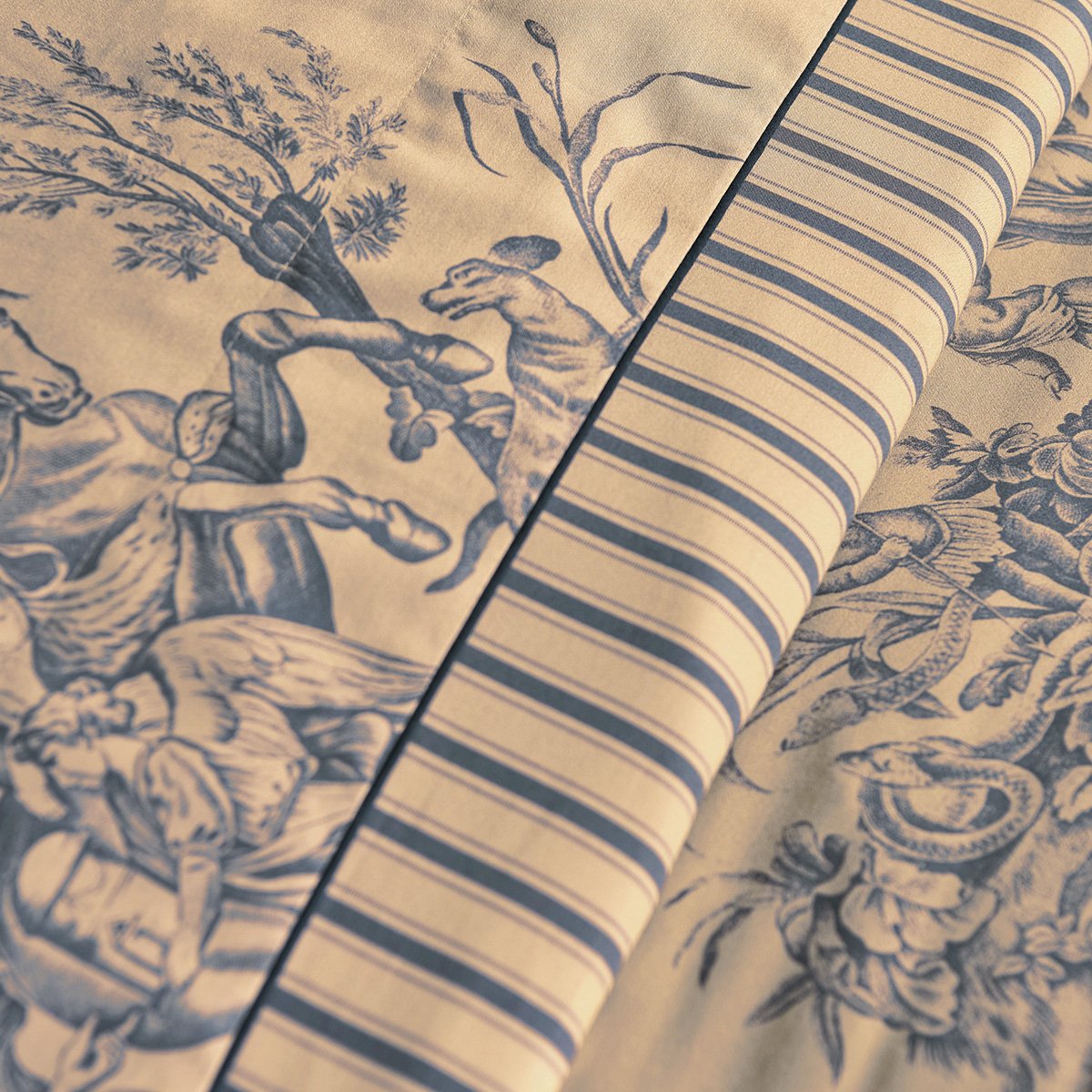 DRAP PLAT 4 continents · Bronze/marine