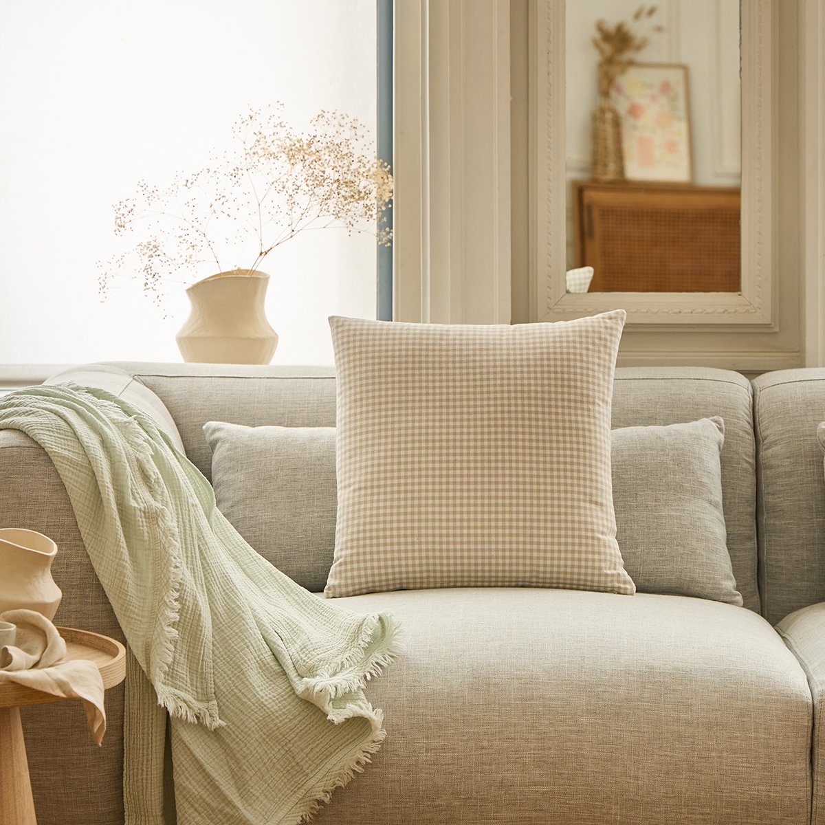 COUSSIN Colette · Beige