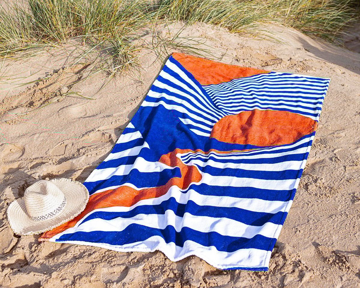anne de solène DRAP DE PLAGE Lointain