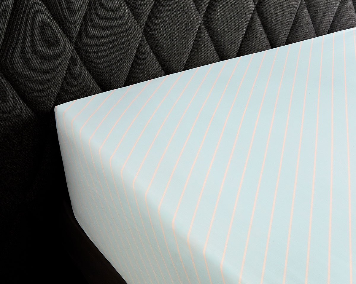 FITTED SHEET Post Card