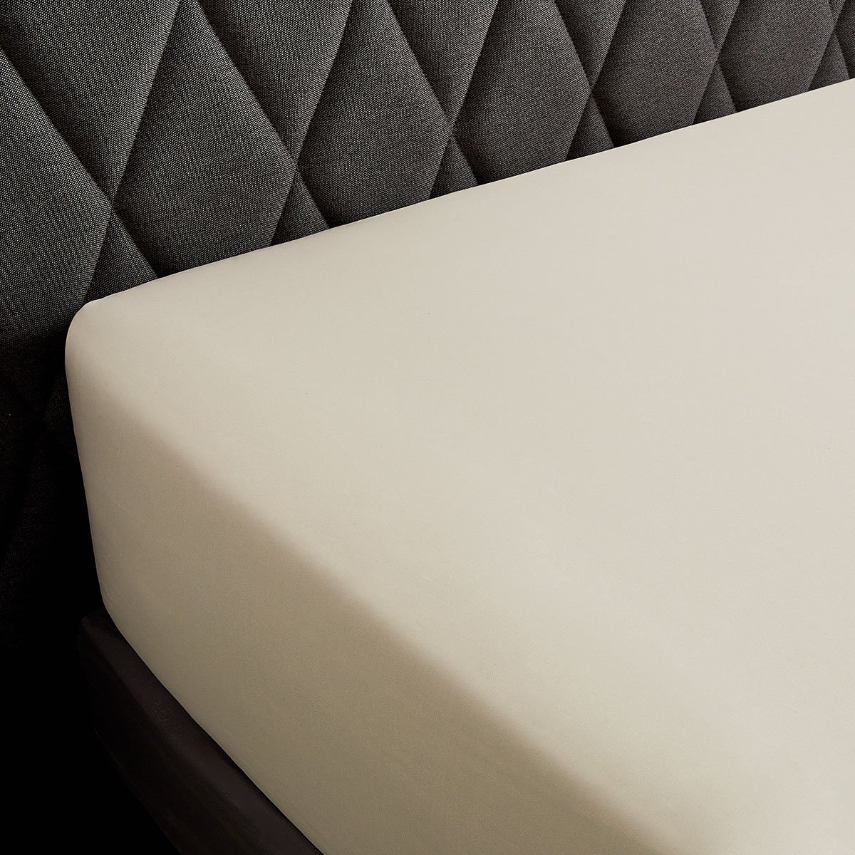 FITTED SHEET SILLAGE