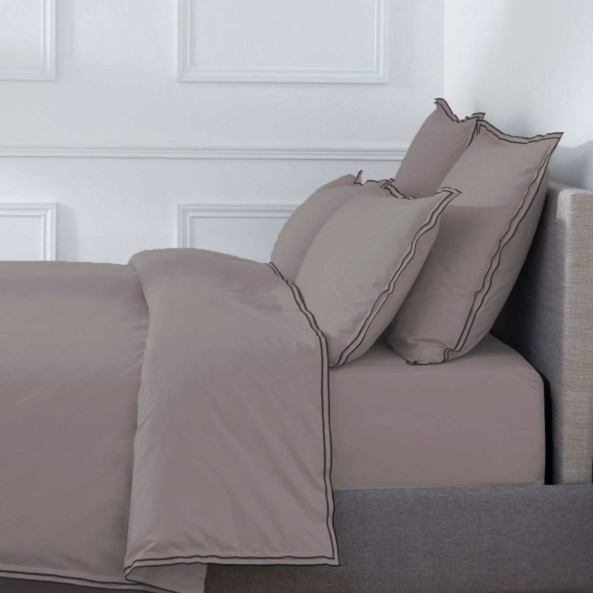 HOUSSE DE COUETTE Pure White Percale Lavée · Cocoa · Finition Black