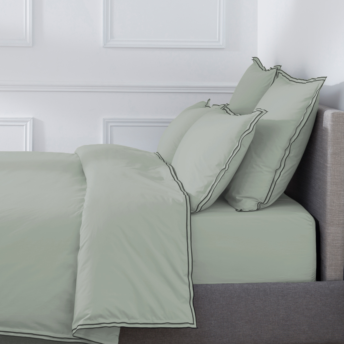 HOUSSE DE COUETTE Pure White Percale Lavée · Light Green · Finition Black