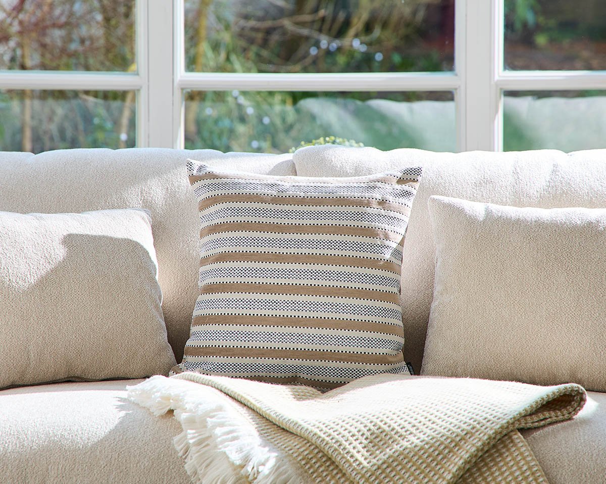 COUSSIN Aristide · Beige