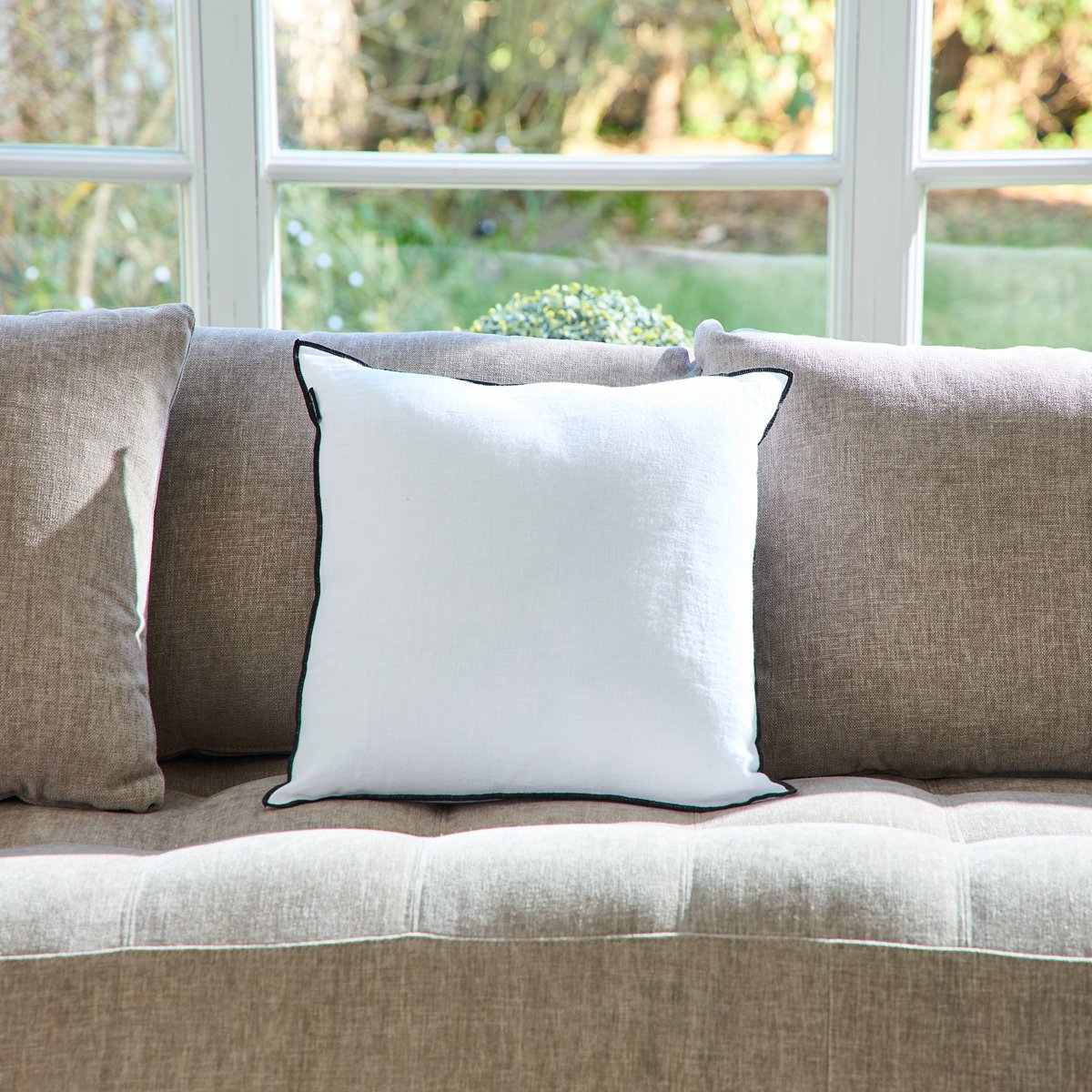 COUSSIN Brunelle · Blanc