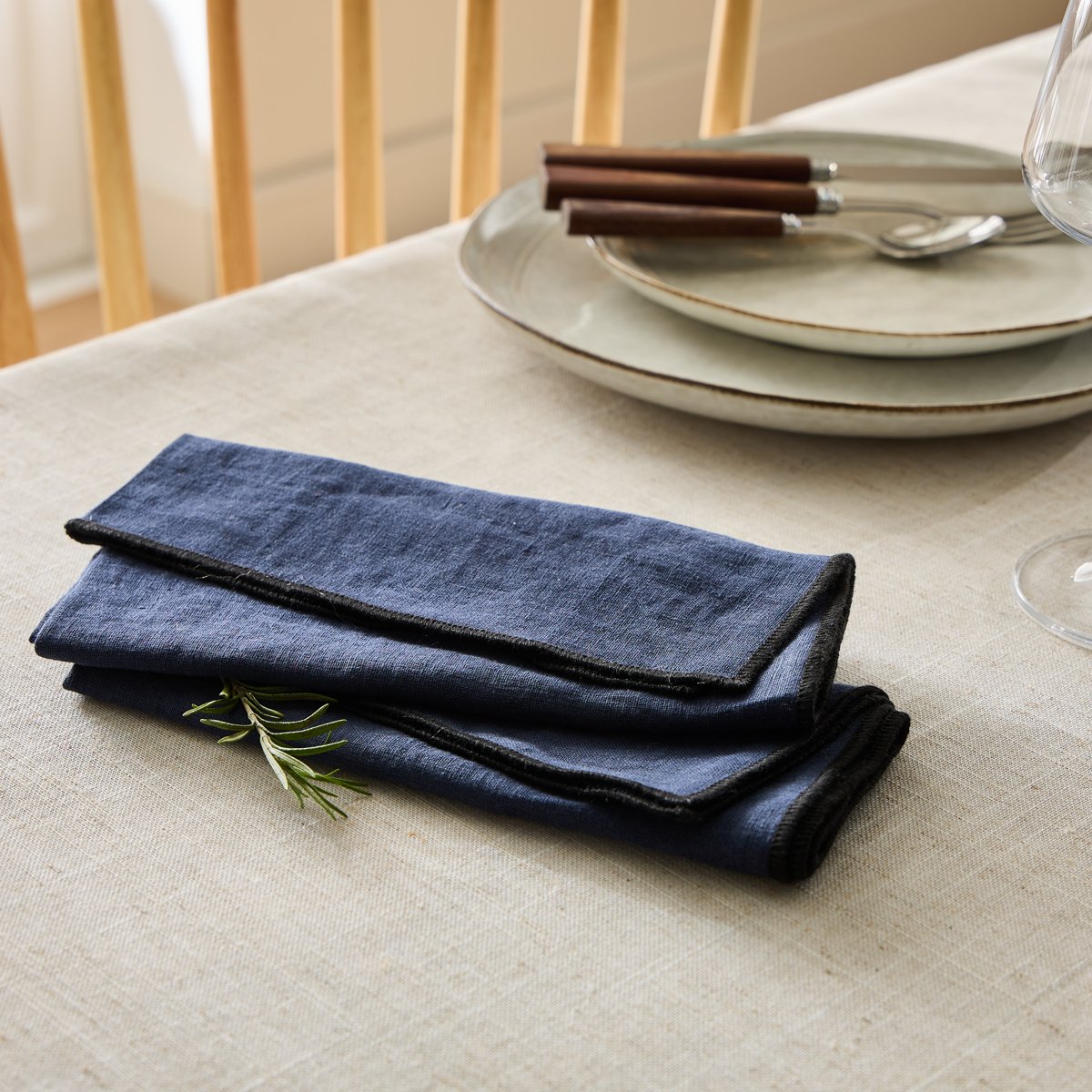 LOT DE 2 SERVIETTES DE TABLE Brunelle ·  Bleu Marine